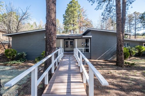 1394 W University Heights Dr N, Flagstaff, AZ, 86005-8503 | Card Image