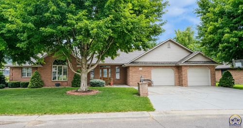 810 Hillcrest Dr, Seneca, KS, 66538-2609 | Card Image