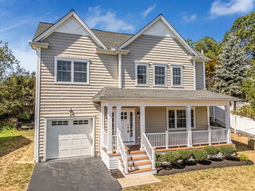 153 Pease Ave, Southport, CT, 06890-1166 | Card Image