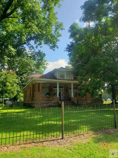 126 W Main, Lockesburg, AR, 71846-9621 | Card Image