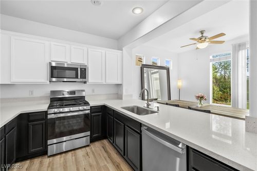 5886 Pastel Colors St, Las Vegas, NV, 89148-4517 | Card Image