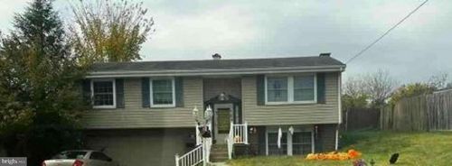 102 Narragansett Dr, MCKEESPORT, PA, 15135-3317 | Card Image
