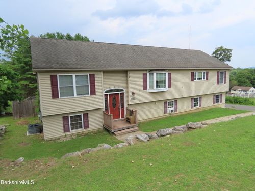 94 Gale Ave, Pittsfield, MA, 01201 | Card Image
