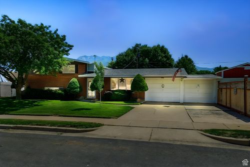 5226 S 200 W, Washington Terrace, UT, 84405-6534 | Card Image