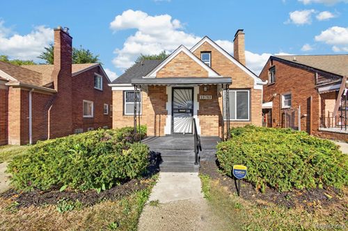 19783 Ardmore St, Detroit, MI, 48235-1504 | Card Image