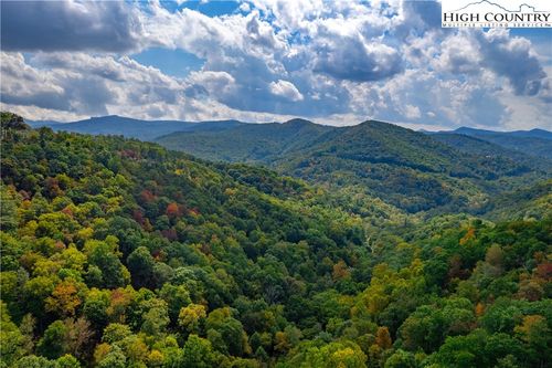 119 Mossy Bark Trail, Banner Elk, NC, 28604 | Card Image