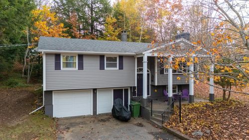 4 Evergreen Ave, New Minas, NS, B4N4J5 | Card Image