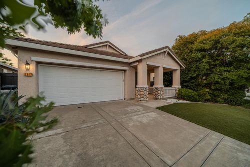 1807 Zurlo Way, Sacramento, CA, 95835-1905 | Card Image