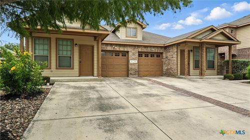 557 Creekside Circle, New Braunfels, TX, 78130 | Card Image