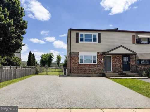 63 Aston Ct, ASTON, PA, 19014-1752 | Card Image