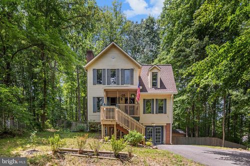 64 Greenridge Dr, STAFFORD, VA, 22554-5121 | Card Image