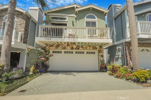 1133 7th Pl, Hermosa Beach, CA, 90254-4912 | Card Image