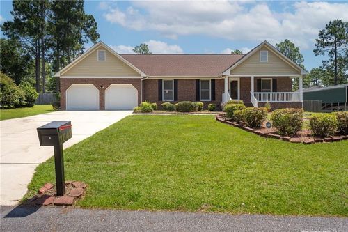 7642 Firethorn Dr, Fayetteville, NC, 28311-9215 | Card Image