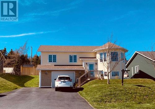38 Badcock Blvd, Bay Roberts, NL, A0A1G0 | Card Image