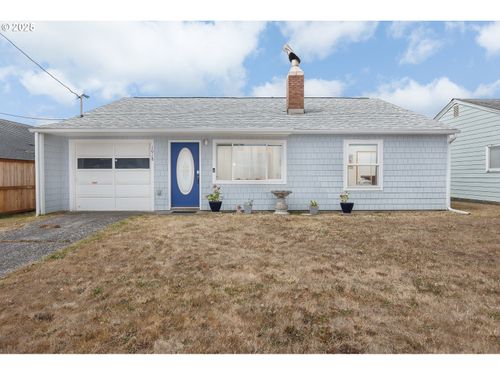 1018 Sw Elizabeth St, Newport, OR, 97365-5117 | Card Image