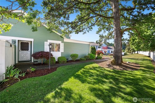 f-8618 Onyx Dr Sw, Lakewood, WA, 98498-4809 | Card Image