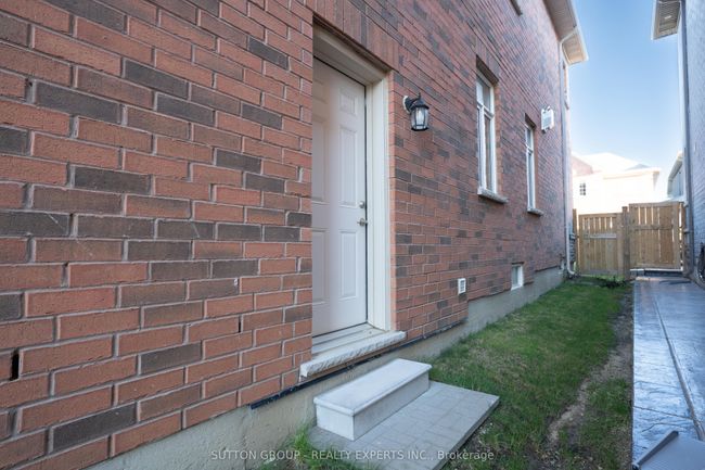 15172 Danby Rd, House other with 5 bedrooms, 5 bathrooms and 2 parking in Georgetown ON | Image 4