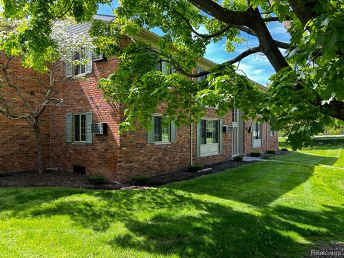 215-454 Romeo Rd, Rochester, MI, 48307-1671 | Card Image