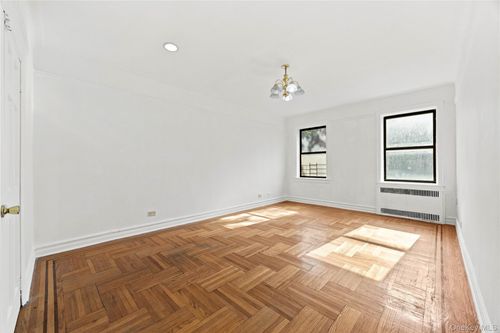 1f-35-50 82nd St, Jackson Heights, NY, 11372-5130 | Card Image