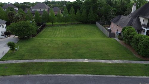 13715 Paddington Ln, Baton Rouge, LA, 70810-3570 | Card Image