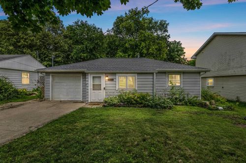 1317 Oneill Ave, Madison, WI, 53704-4217 | Card Image
