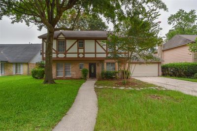 5615 Green Timbers Drive, House other with 4 bedrooms, 2 bathrooms and null parking in Humble TX | Image 1