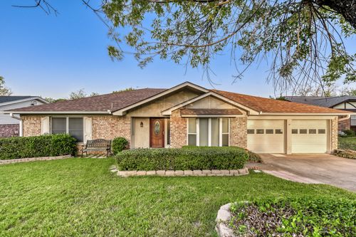 3633 Billie Faye Dr, North Richland Hills, TX, 76180-1547 | Card Image