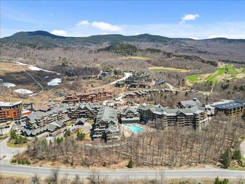 04-25-522-7412 Mountain Rd, Stowe, VT, 05672-5179 | Card Image
