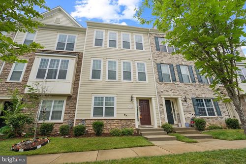 9904 Wood Edge Way, LANHAM, MD, 20706-3439 | Card Image