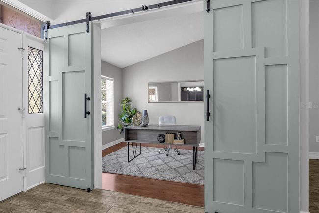 Private Office/Den | Image 5