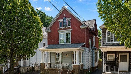93 Briggs Ave, Buffalo, NY, 14207-1425 | Card Image