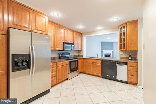 1-1773 S Hayes St, ARLINGTON, VA, 22202-5509 | Card Image