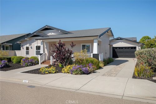 327 Stillwell Dr, Arroyo Grande, CA, 93420-3443 | Card Image
