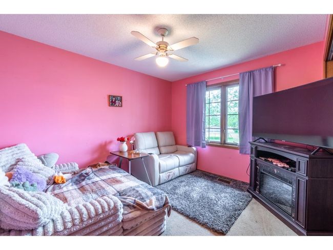 705 Pine Run, House other with 3 bedrooms, 2 bathrooms and null parking in Angola IN | Image 12
