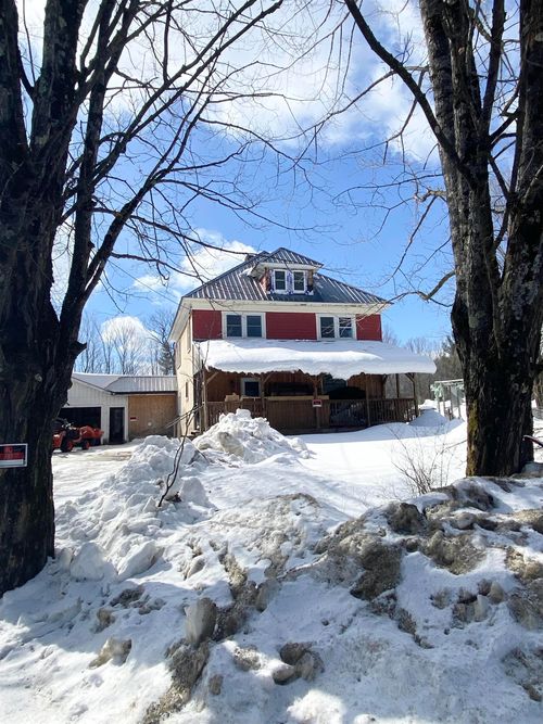 29 Hazen Notch Rd, Lowell, VT, 05847-9725 | Card Image