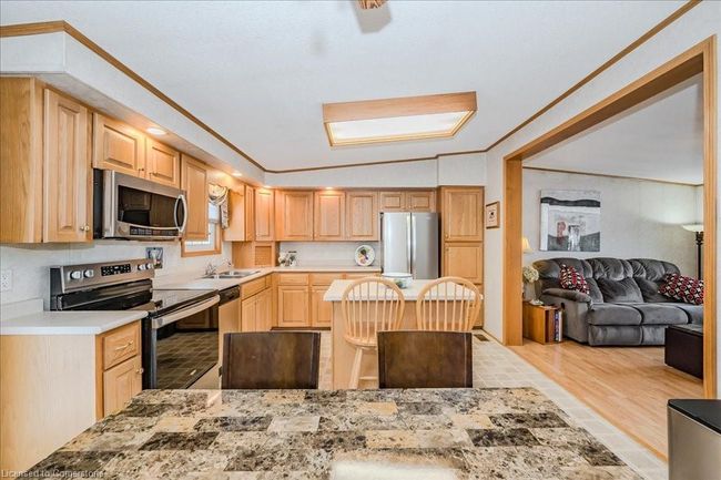 3 Trillium Beach Dr, House other with 2 bedrooms, 2 bathrooms and 3 parking in Puslinch ON | Image 22