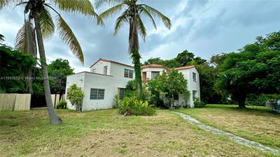 1414 Sw 19th Ave, House other with 5 bedrooms, 4 bathrooms and null parking in Miami FL | Image 1