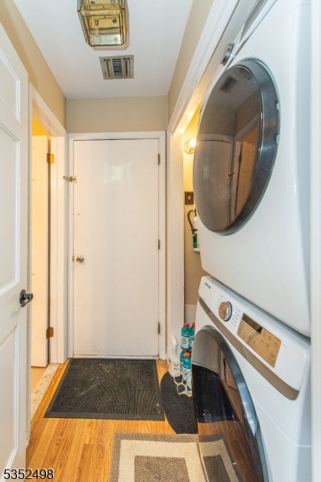 8 Kevin Dr, House other with 4 bedrooms, 2 bathrooms and null parking in Flanders NJ | Image 27