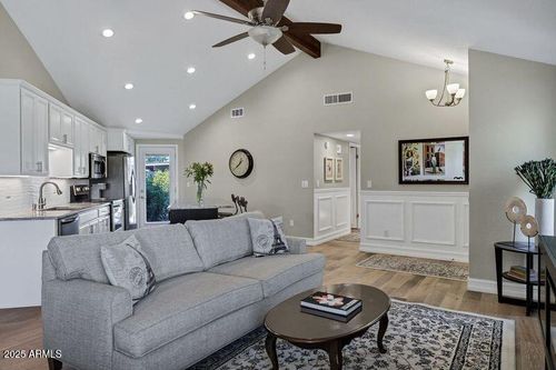 4-17225 N 16th St, Phoenix, AZ, 85022-2122 | Card Image