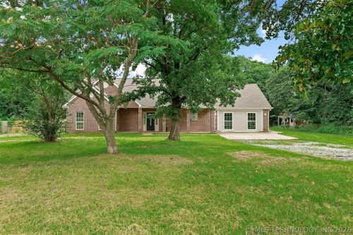 688 Sunshine, Durant, OK, 74701 | Card Image