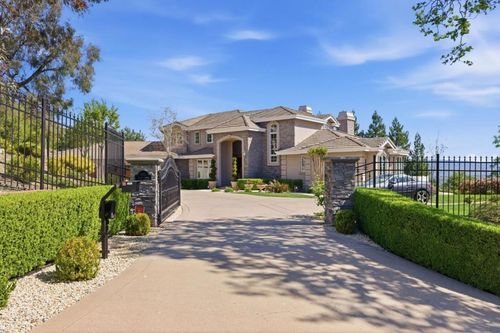 130 Sierra Azule, Los Gatos, CA, 95032-5749 | Card Image