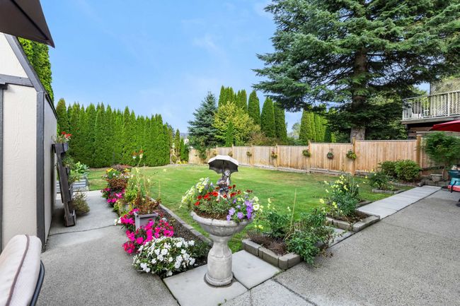 22531 Kendrick Loop, House other with 4 bedrooms, 3 bathrooms and 3 parking in Maple Ridge BC | Image 31