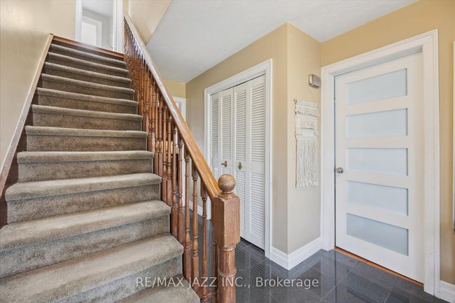808 Ferndale St, House other with 5 bedrooms, 4 bathrooms and 4 parking in Oshawa ON | Image 5