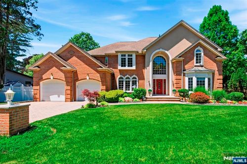 18 Henmar Drive, Closter, NJ, 07624 | Card Image
