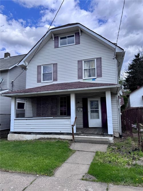 2010 Victoria Ave, New Kensington, PA, 15068-4119 | Card Image