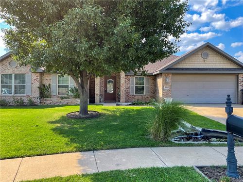 2884 Kings Dr, Bethel Heights, AR, 72764-9134 | Card Image