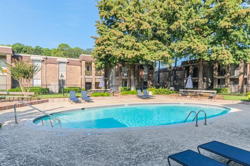 143-7575 Katy Fwy, Houston, TX, 77024-2132 | Card Image