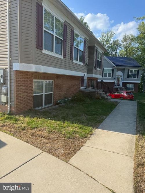 6518 60th Ave, RIVERDALE, MD, 20737-1376 | Card Image