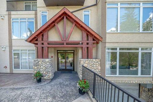 208-141 Mountain St, Cochrane, AB, T4C1Z5 | Card Image