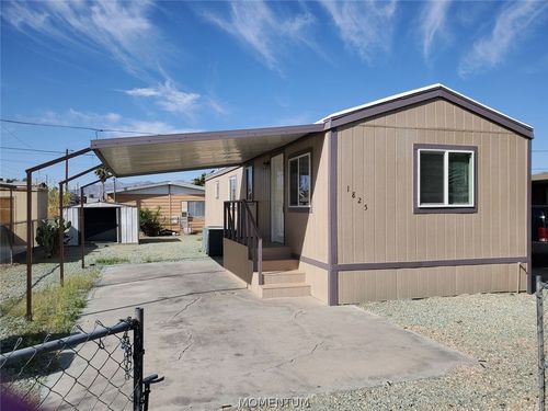 1825 Tejon Dr, Bullhead City, AZ, 86442-5017 | Card Image